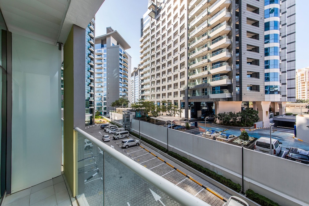New modern studio on Palm Jumeirah