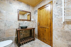 Tuğhan Stone House