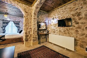 Tuğhan Stone House