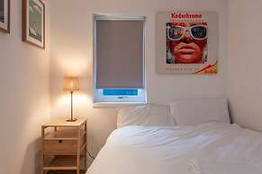 Chic 2-bedroom Home - Richmond Upon Thames