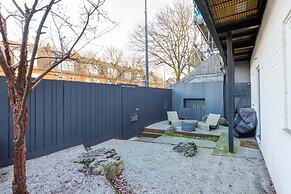 Chic 2-bedroom Home - Richmond Upon Thames