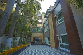 Q Saina's S K Regency