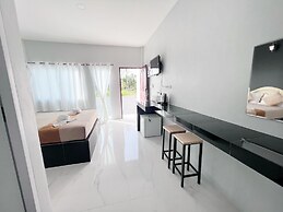 BM Beach Resort