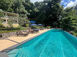 Authentic St. Lucian Experience At Prestigious Villa - Colibri Cottage