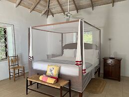 Authentic St. Lucian Experience At Prestigious Villa - Colibri Cottage