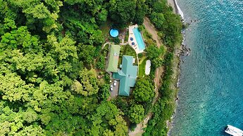 Authentic St. Lucian Experience At Prestigious Villa - Colibri Cottage
