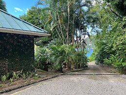 Authentic St. Lucian Experience At Prestigious 2-bed Villa - Colibri C
