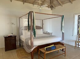 Authentic St. Lucian Experience At Prestigious 2-bed Villa - Colibri C