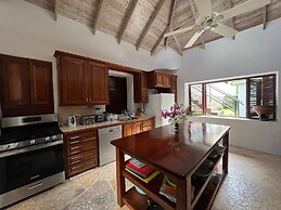 Authentic St. Lucian Experience At Prestigious 2-bed Villa - Colibri C