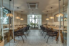 Fort George Hotel & Spa