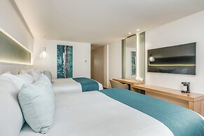 Fort George Hotel & Spa