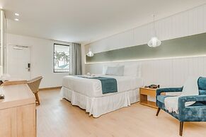Fort George Hotel & Spa