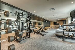 Fort George Hotel & Spa