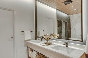 Fort George Hotel & Spa