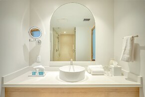 Fort George Hotel & Spa
