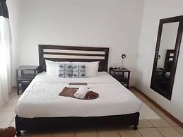 SHI Hotel