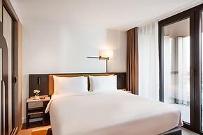 Kennedy 89 In The Unbound Collection By Hyatt