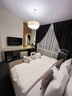 Mahall Hotel