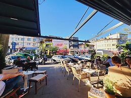 Mahall Hotel