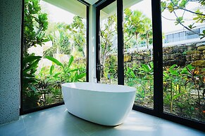Kiwuki Luxury Villa