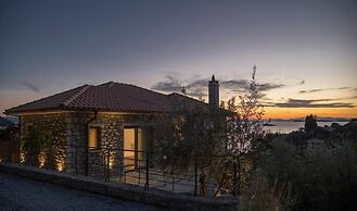 Grand View Elios