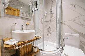 Hotel PORTO TARA