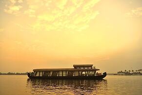 Luxury Houseboat