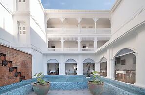 Lanna Inthan Hotel & Resort