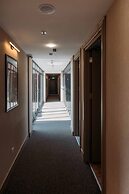 Monday Hotel