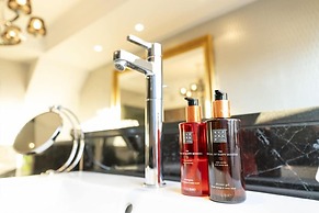 La Belle 10 Boutique Hotel