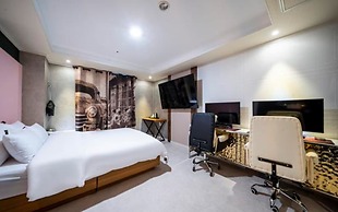 Changwon Hotel Baba