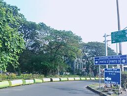 IZI COZI HOTEL KEMAYORAN