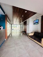 IZI COZI HOTEL KEMAYORAN