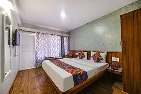 Fabhotel Monalisa