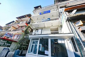 Fabhotel Monalisa