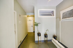 Fabhotel Monalisa