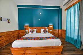 Fabhotel Snower