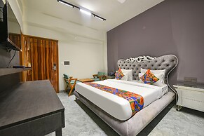 Fabhotel Naina Residency