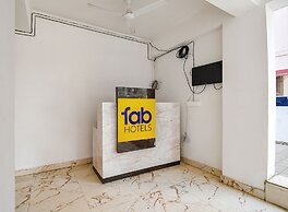 Fabhotel Seven Wonders 55