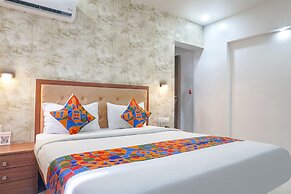 Fabhotel Emersion Residency