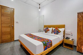 Fabhotel Sky City