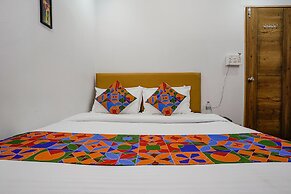 Fabhotel Sky City