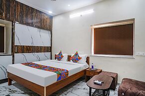 Fabhotel Perams Grand Inn