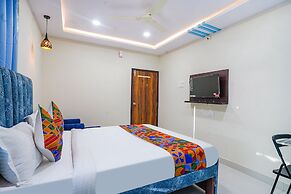 Fabhotel Grand Broholic