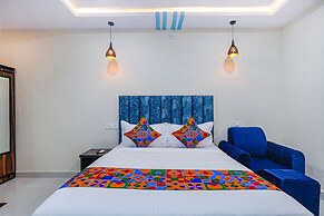 Fabhotel Grand Broholic