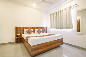 FabHotel The King Palace
