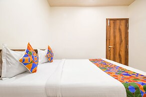 FabHotel The King Palace