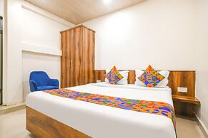 FabHotel The King Palace