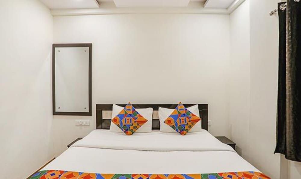 Fabhotel Royal Stay