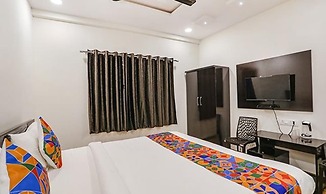 Fabhotel Royal Stay